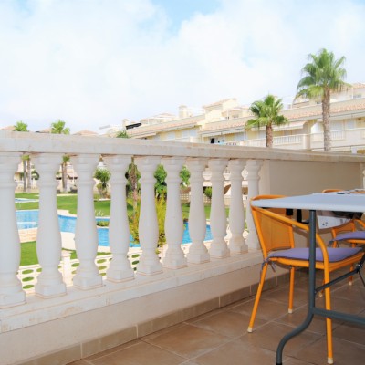 Apartment with pool for L/T rental in Gran Alacant