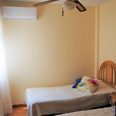 Dúplex con 3 dormitorios y vistas al mar en Gran Alacant