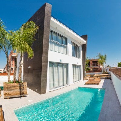 Detached villa with luxury finishes in Gran Alacant