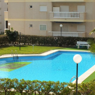 Apartment in Arenales del Sol with 3 bedrooms and 2 bathrooms