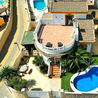 Espectacular chalet independiente con piscina en Montecid