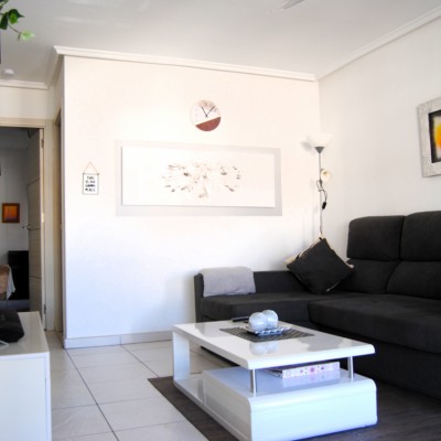 Apartamento reformado con solárium en Gran Alacant